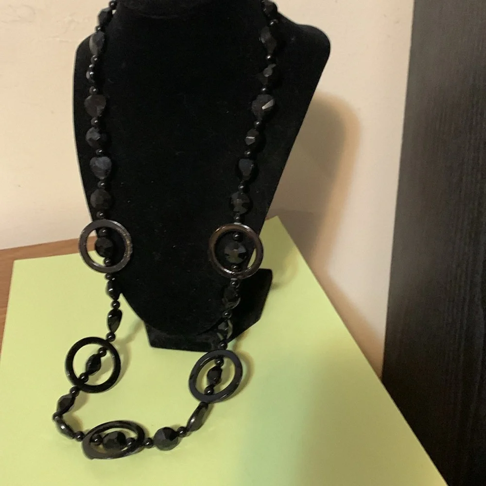Beautiful black necklace, unique jewelry 25” - Picture 3 of 5